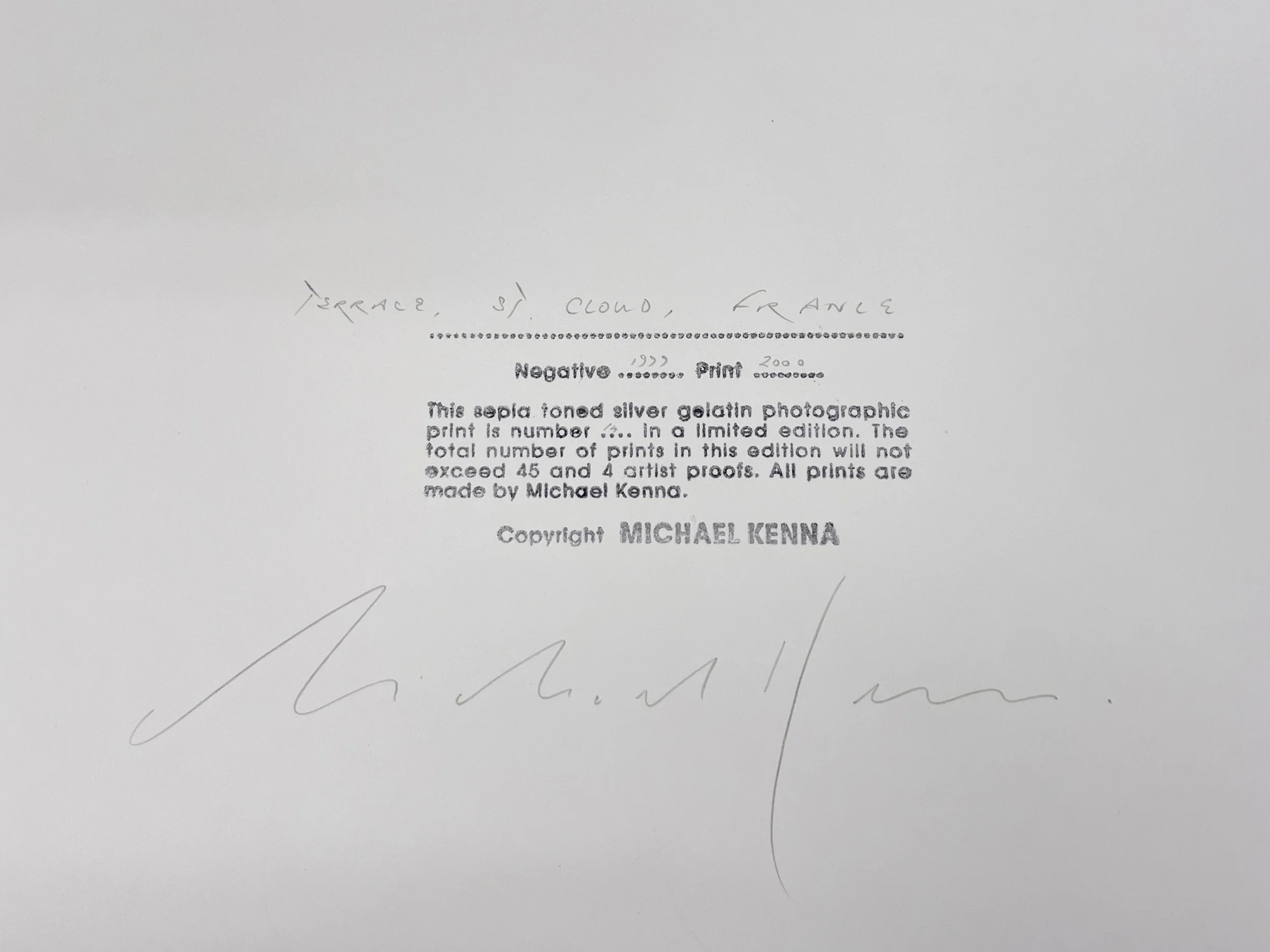 Michael Kenna: Terrace, Saint-Cloud, France, 1999 — PDNB Gallery